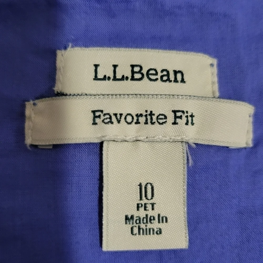 LL Bean Favorite Fit 100 % cotton skirt size 10 Petite